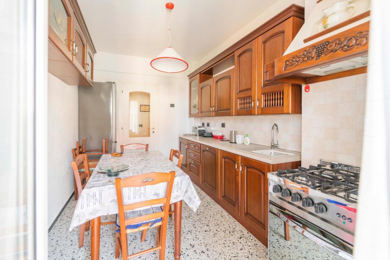 193 - Casa Via Della Chiusa - Centralissimo E Vicino Alla Baia Del Silenzio, Spiaggia E Mare 150M - Parcheggio Gratis Incluso E Aria Condizionata Сестрі-Леванте Екстер'єр фото